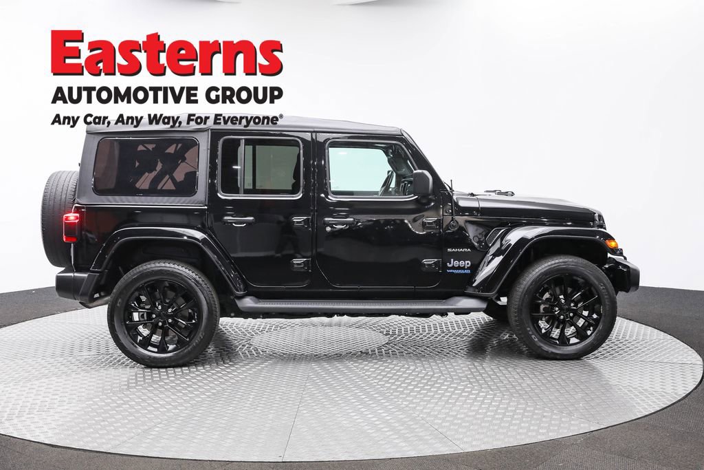 Used 2021 Jeep Wrangler Unlimited Sahara w/ Cold Weather Group AWD/4WD image 4