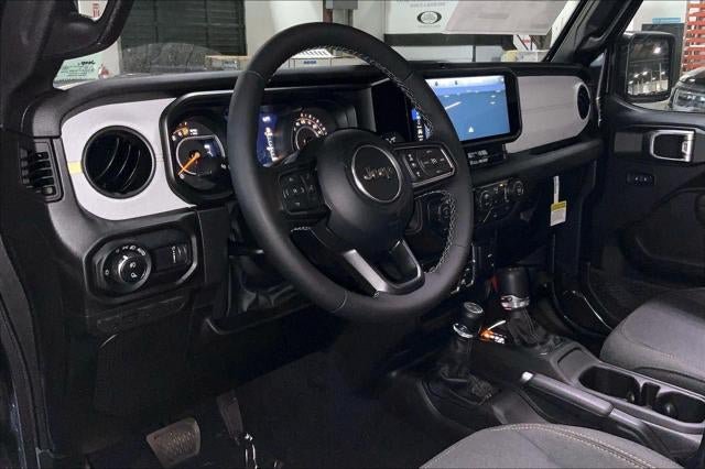New 2026 Jeep Gladiator Sport AWD/4WD image 35
