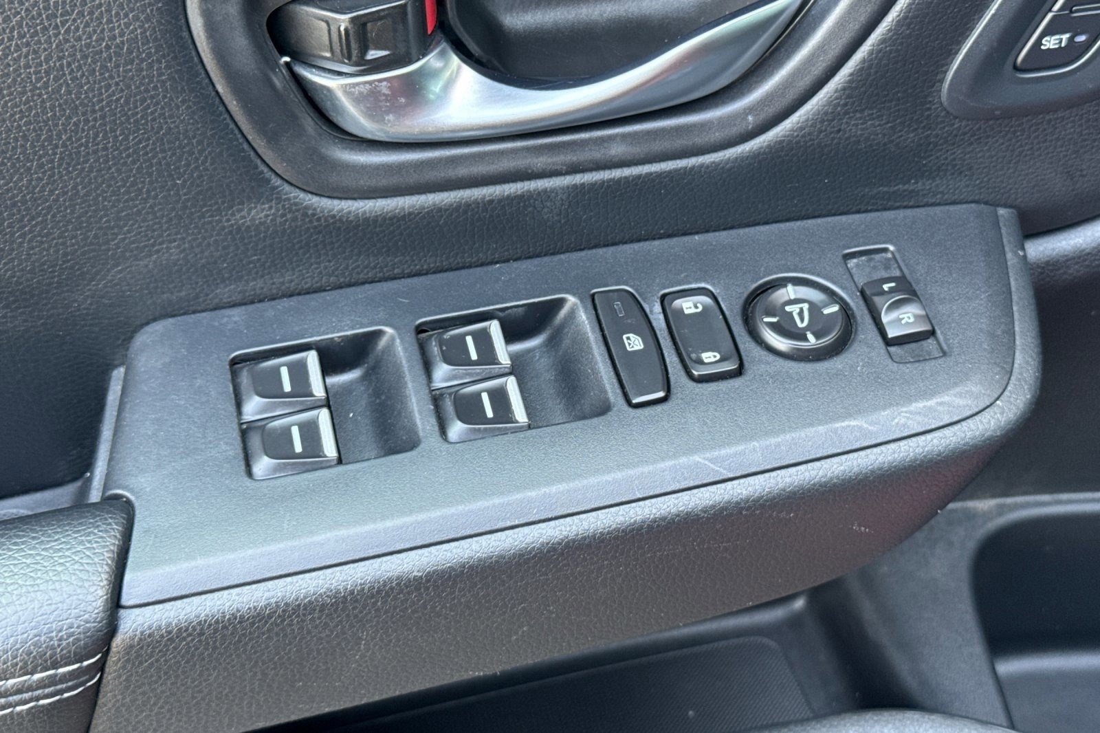 Certified 2023 Honda Pilot Touring image 13