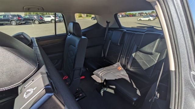 Used 2024 Volkswagen Atlas SE AWD/4WD image 30