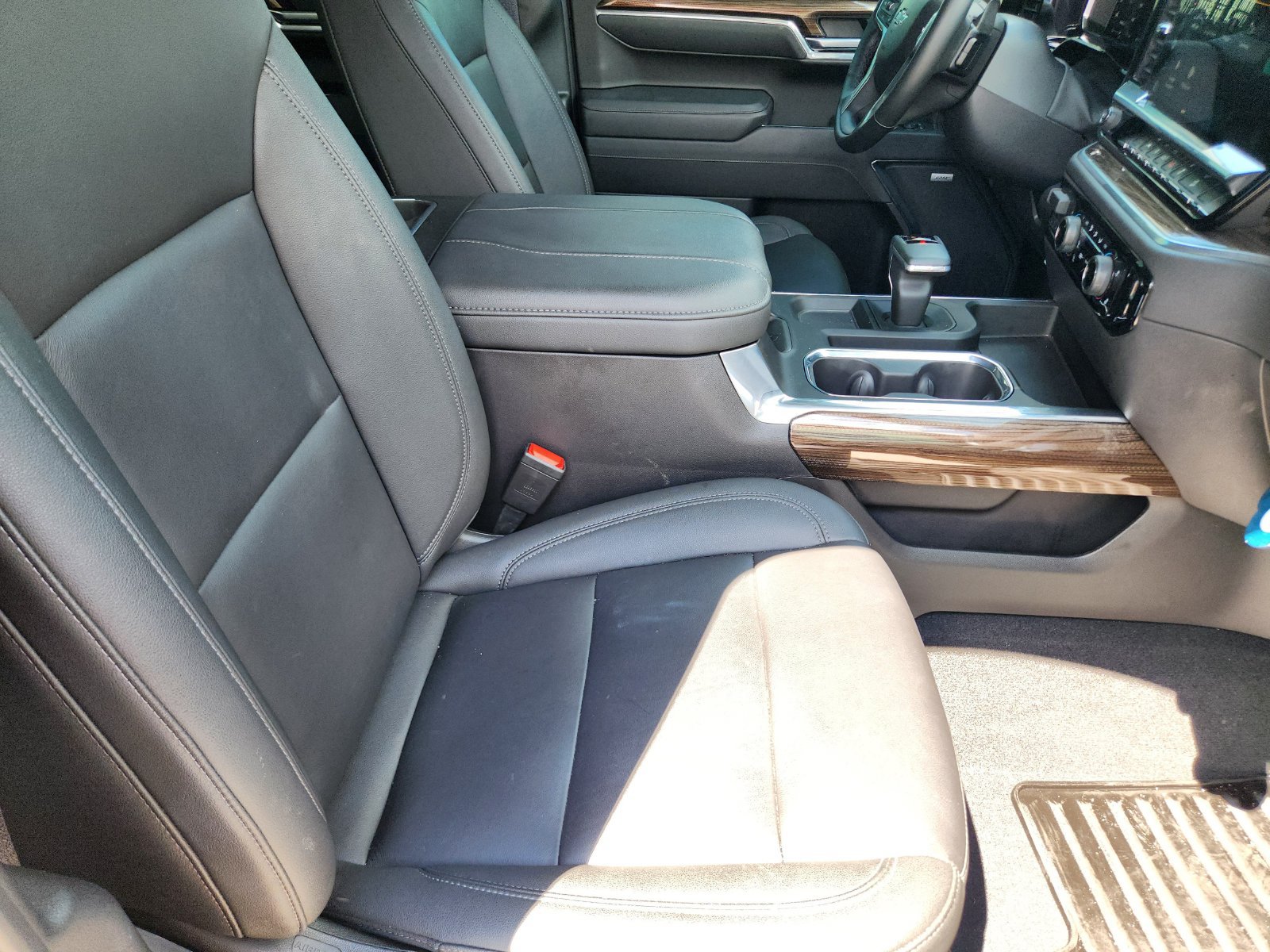 Certified 2026 Chevrolet Silverado 1500 LT Trail Boss w/ Convenience Package II AWD/4WD image 15