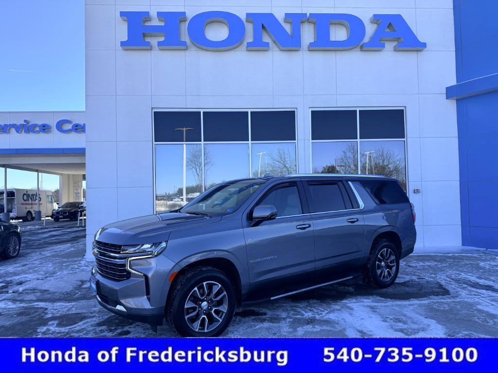 Used 2022 Chevrolet Suburban LT w/ Luxury Package