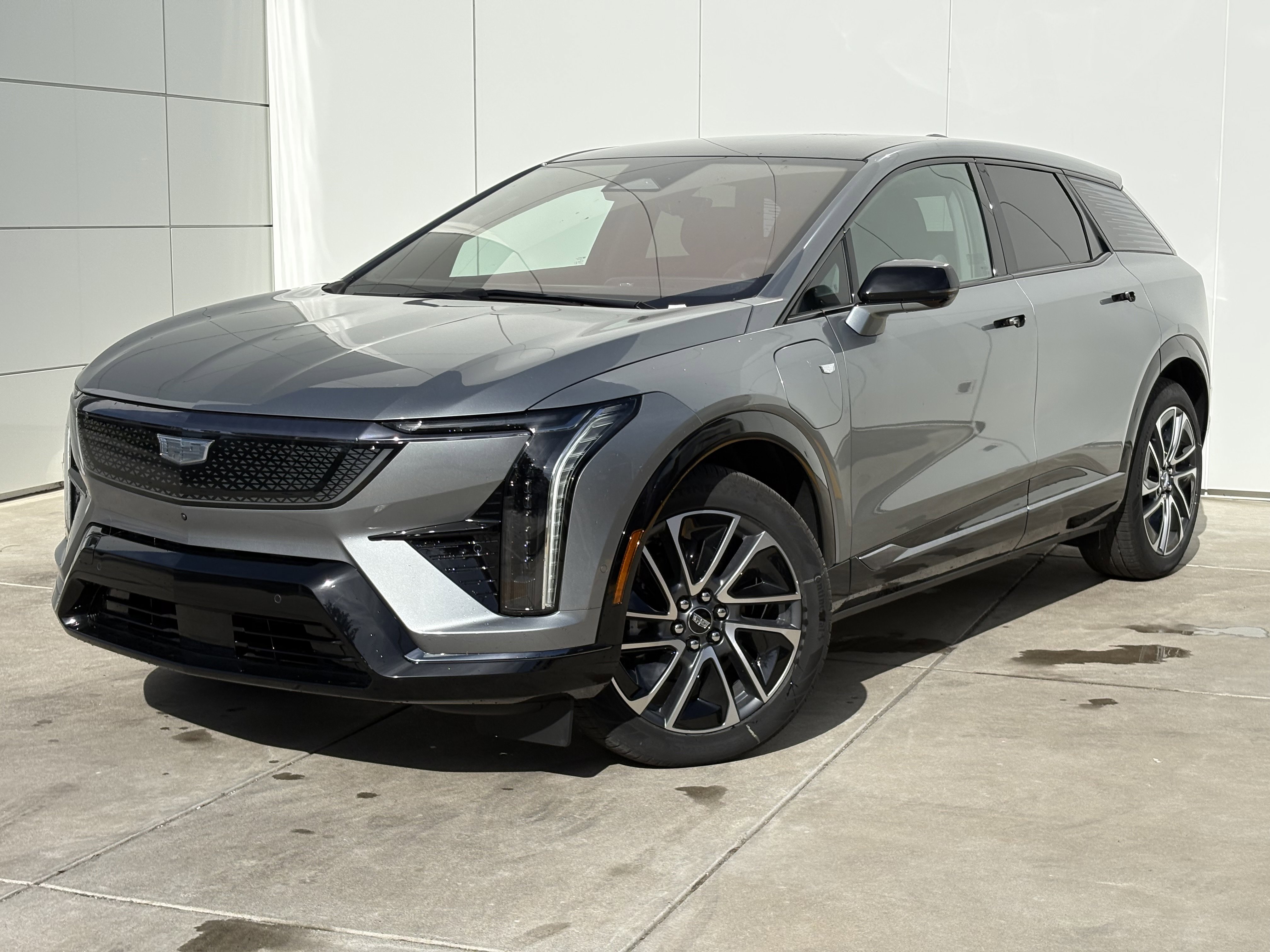 New 2025 Cadillac Optiq Sport 1 image 2