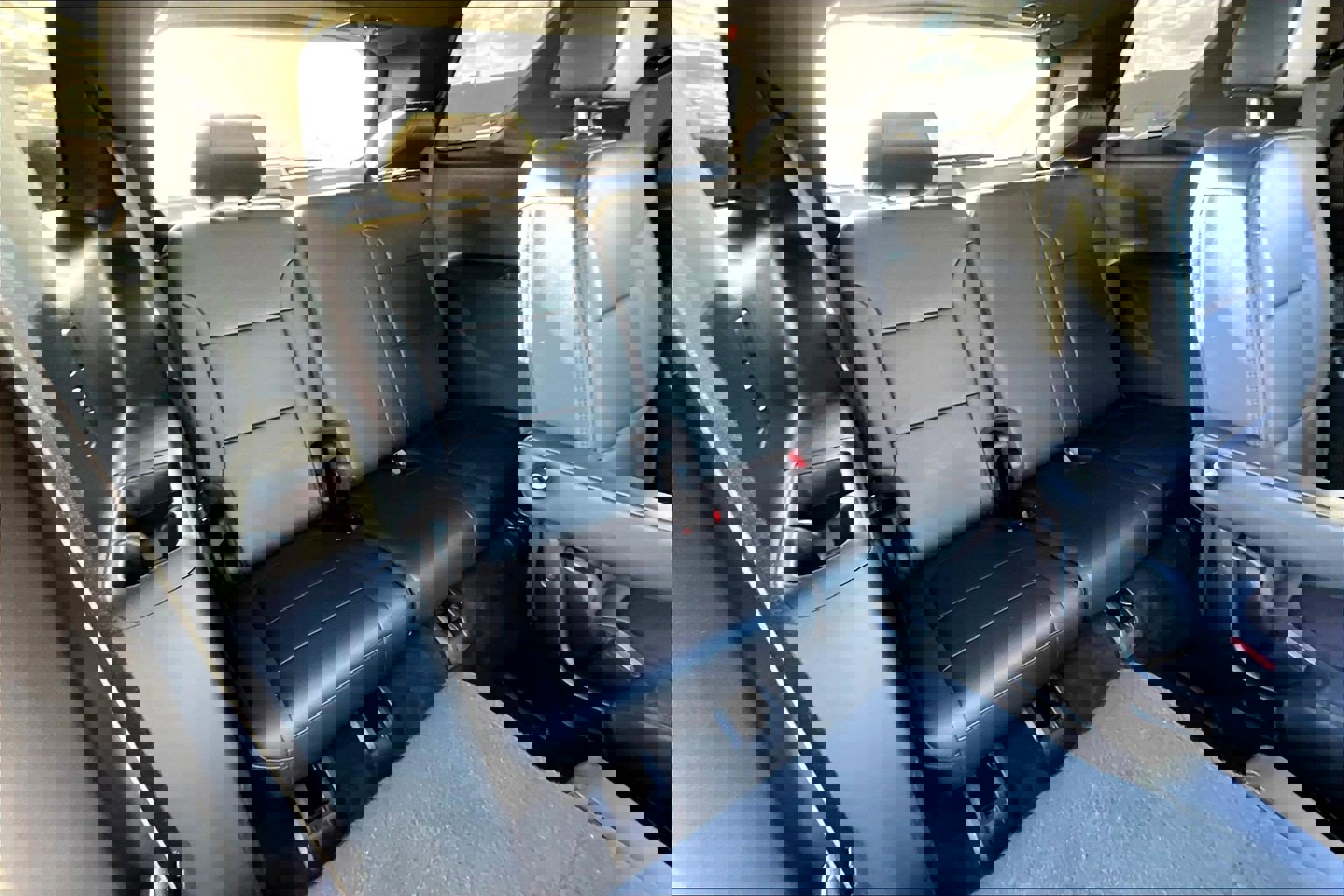 Used 2023 Chevrolet Traverse High Country image 28