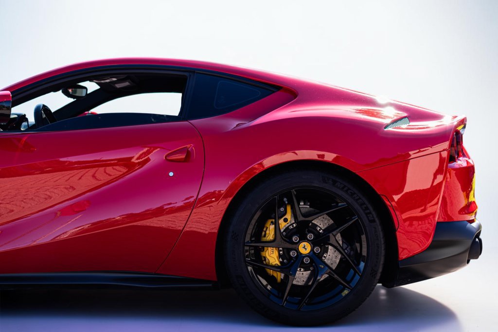 Certified 2018 Ferrari 812 Superfast RWD image 28