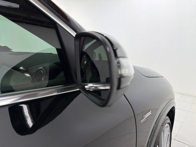 Used 2024 Mercedes-Benz GLA 35 AMG 4MATIC image 37