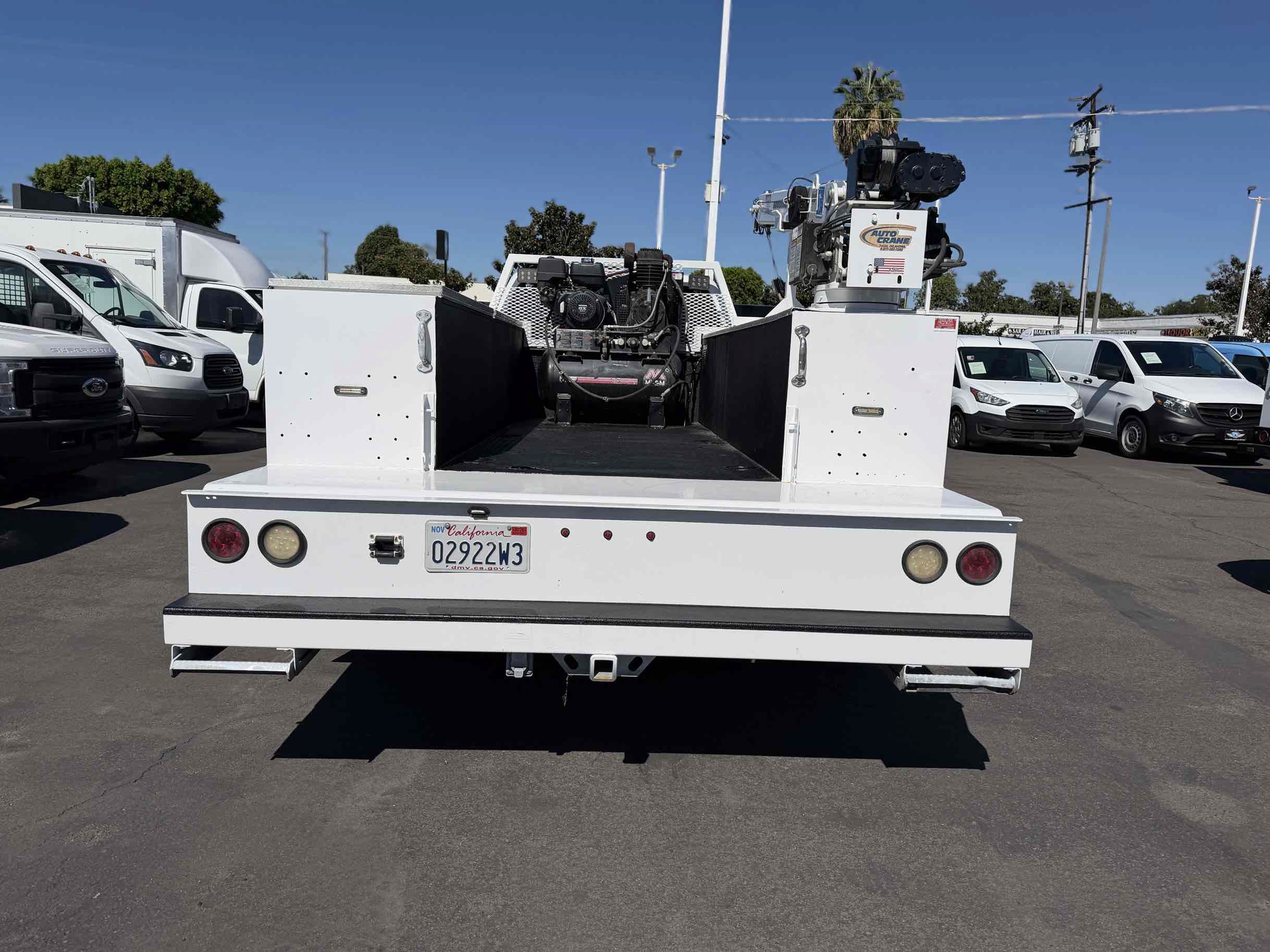 Used 2017 GMC Sierra 3500 2WD Regular Cab image 4