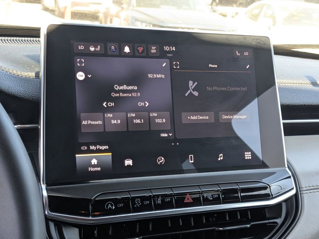 Used 2025 Jeep Compass Limited image 20