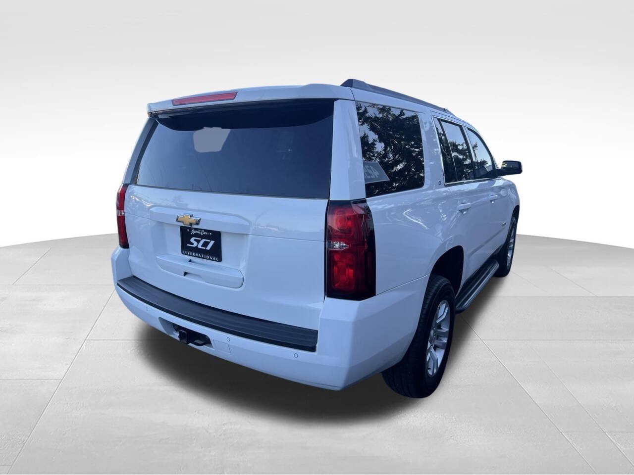 Used 2017 Chevrolet Tahoe LT AWD/4WD image 5