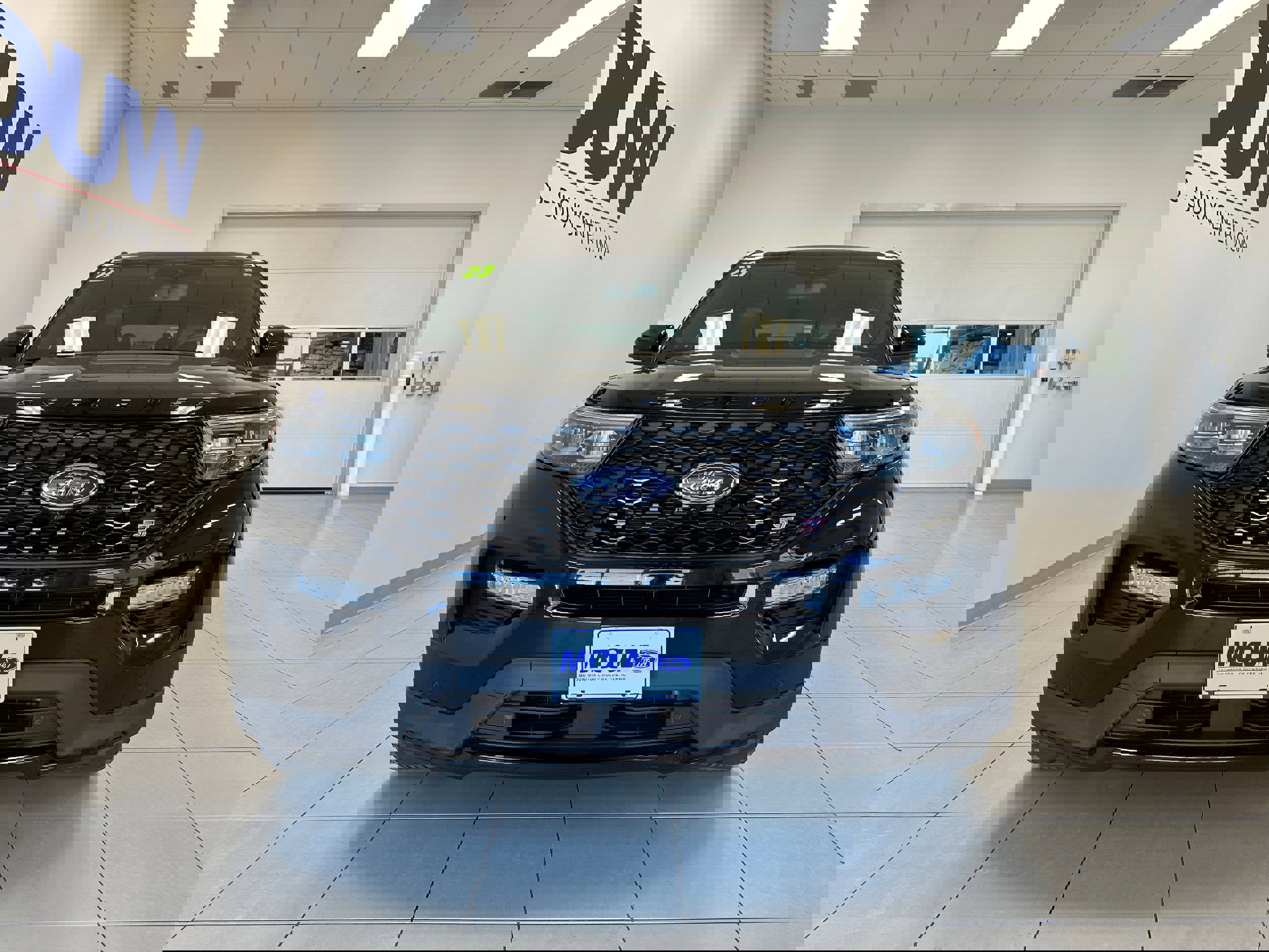 Used 2023 Ford Explorer ST w/ Equipment Group 401A image 3