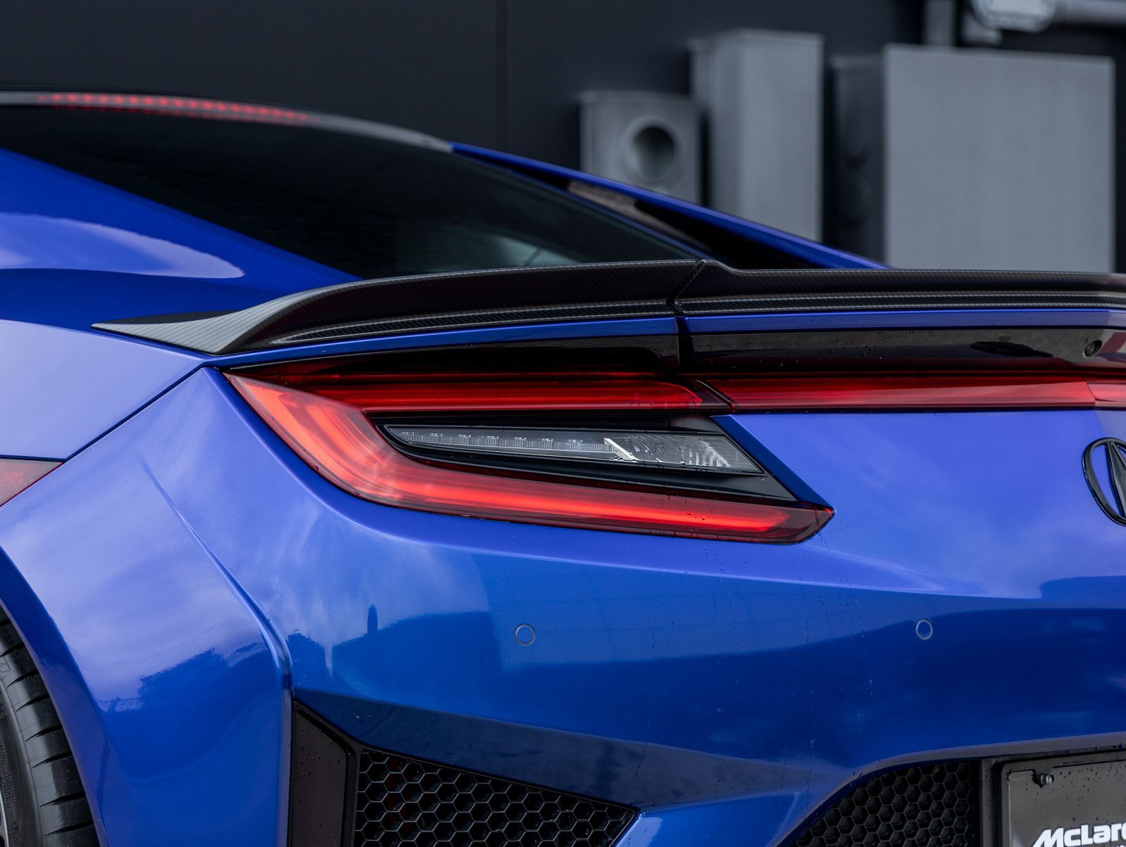 Used 2017 Acura NSX image 11