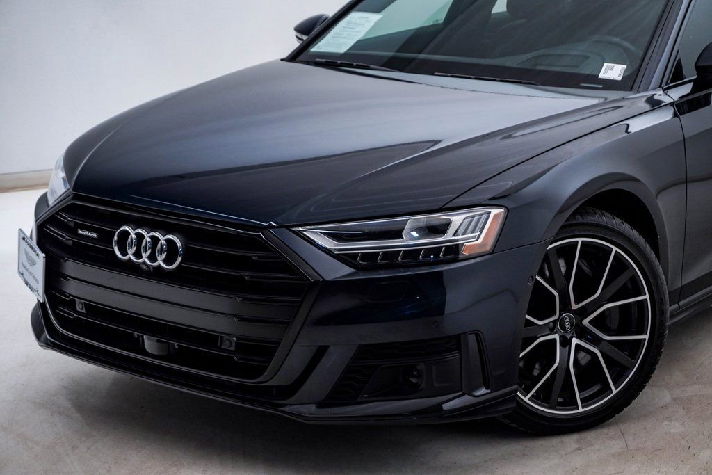 Used 2020 Audi A8 L 4.0T w/ Sport Plus Package image 4