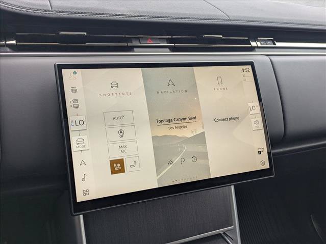 Certified 2025 Land Rover Range Rover SE AWD/4WD image 15