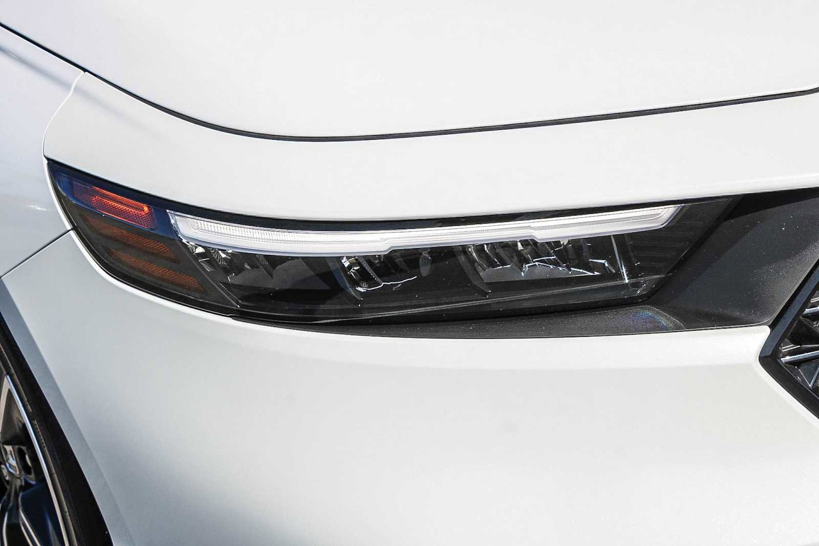 Used 2023 Honda Accord Sport image 4