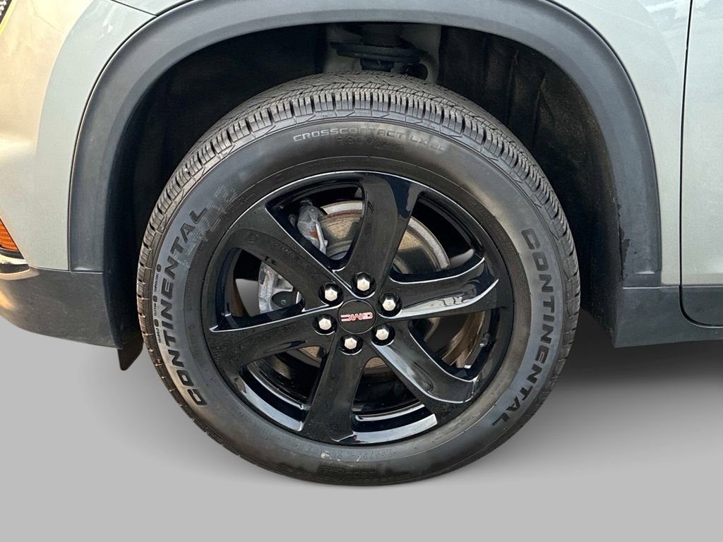 Used 2025 GMC Acadia Elevation image 21