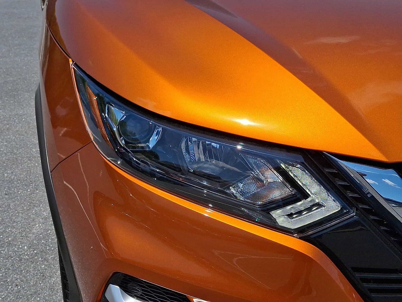 Certified 2022 Nissan Rogue Sport SL AWD/4WD image 11