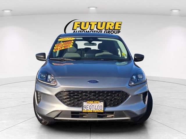 Used 2022 Ford Escape SE w/ Convenience Package FWD image 2