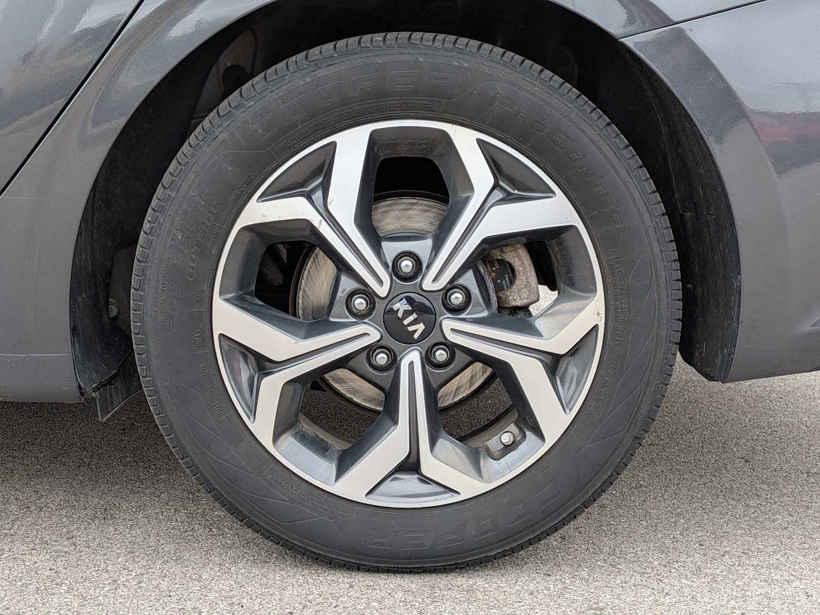 Used 2020 Kia Forte LXS image 13