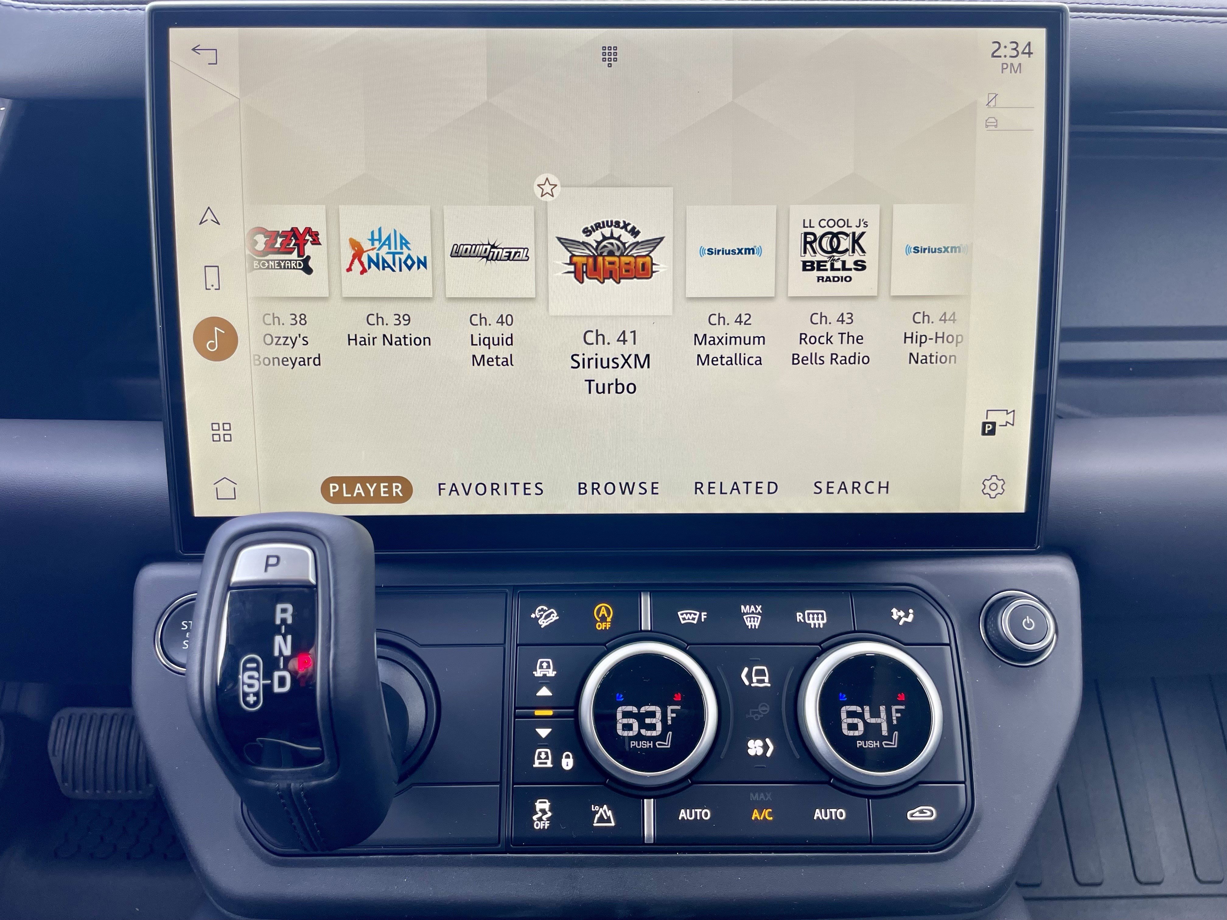 New 2026 Land Rover Defender 110 X-Dynamic SE image 29