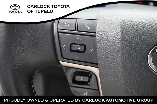 Used 2025 Toyota Camry SE w/ Convenience Package FWD image 24