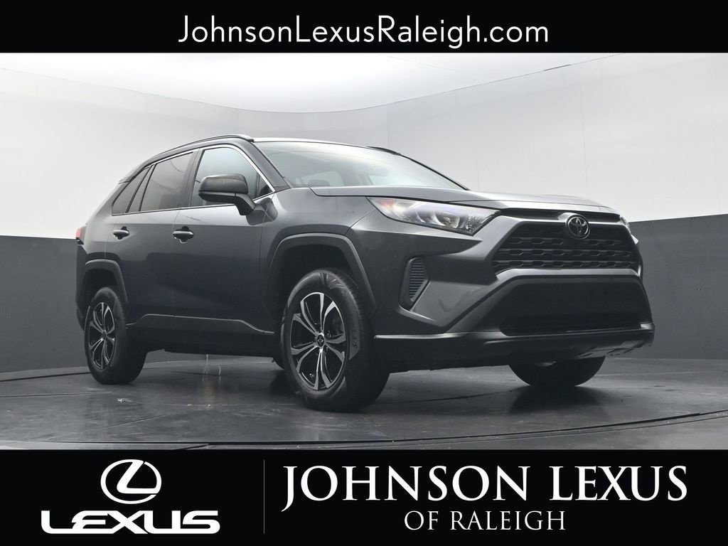 Used 2021 Toyota RAV4 LE FWD image 14