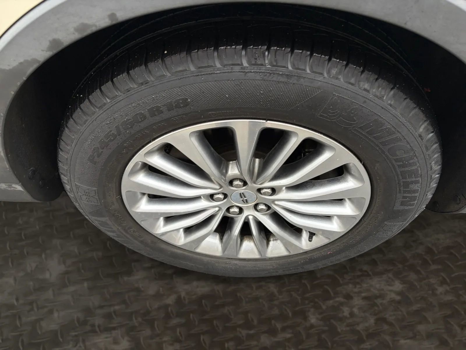 Used 2018 Lincoln MKX Select w/ Select Plus Package image 73