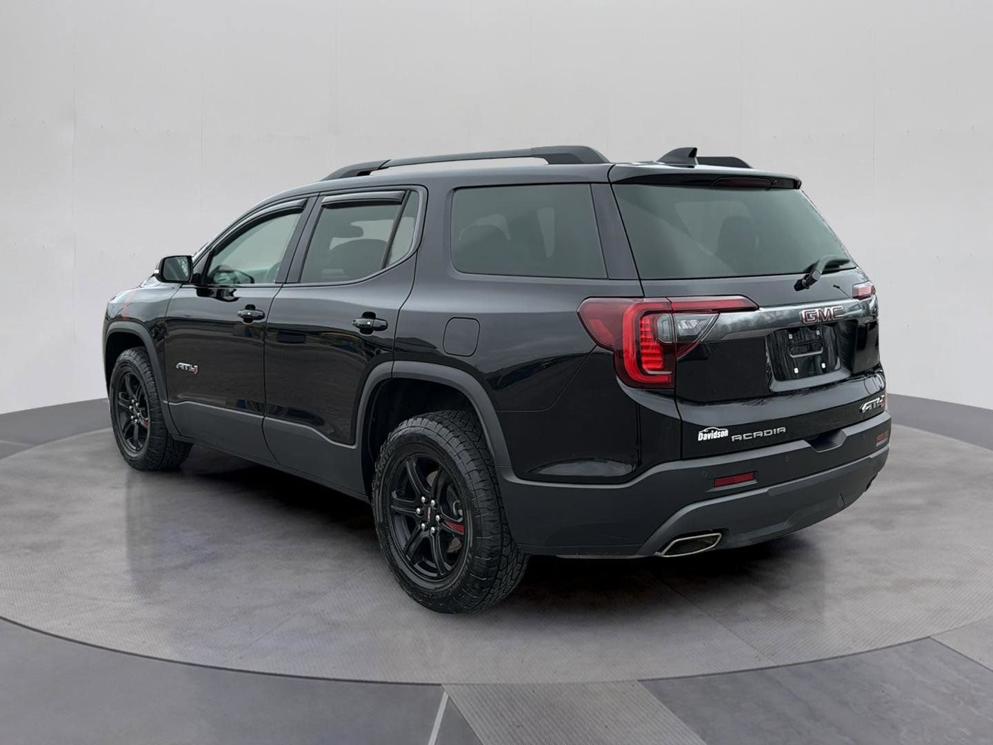Used 2023 GMC Acadia AT4 AWD/4WD image 3