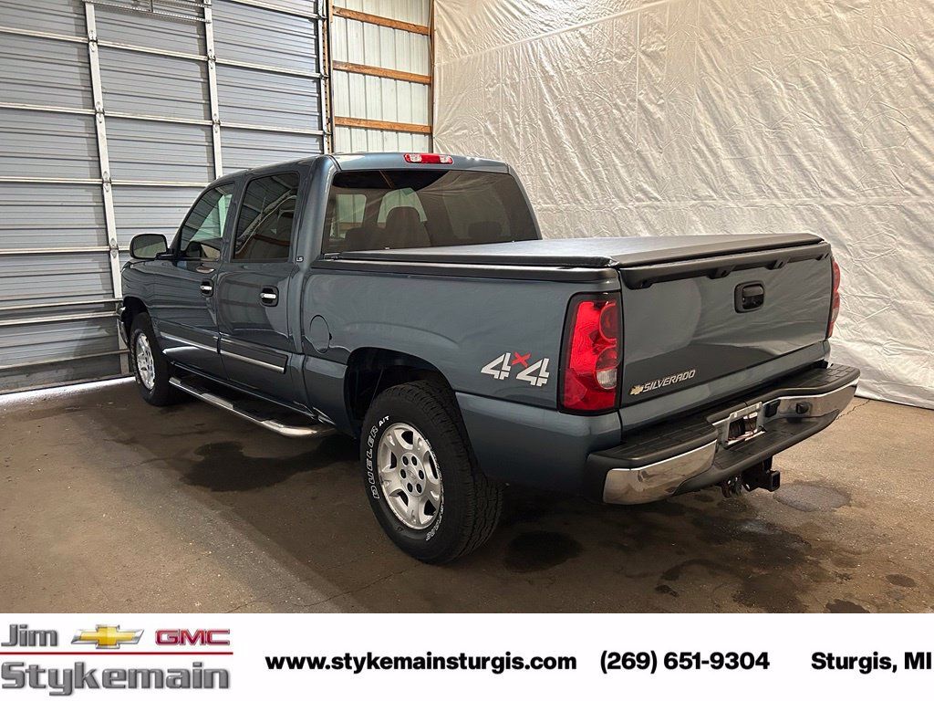 Used 2006 Chevrolet Silverado 1500 LS w/ Chrome Exterior Package AWD/4WD image 8