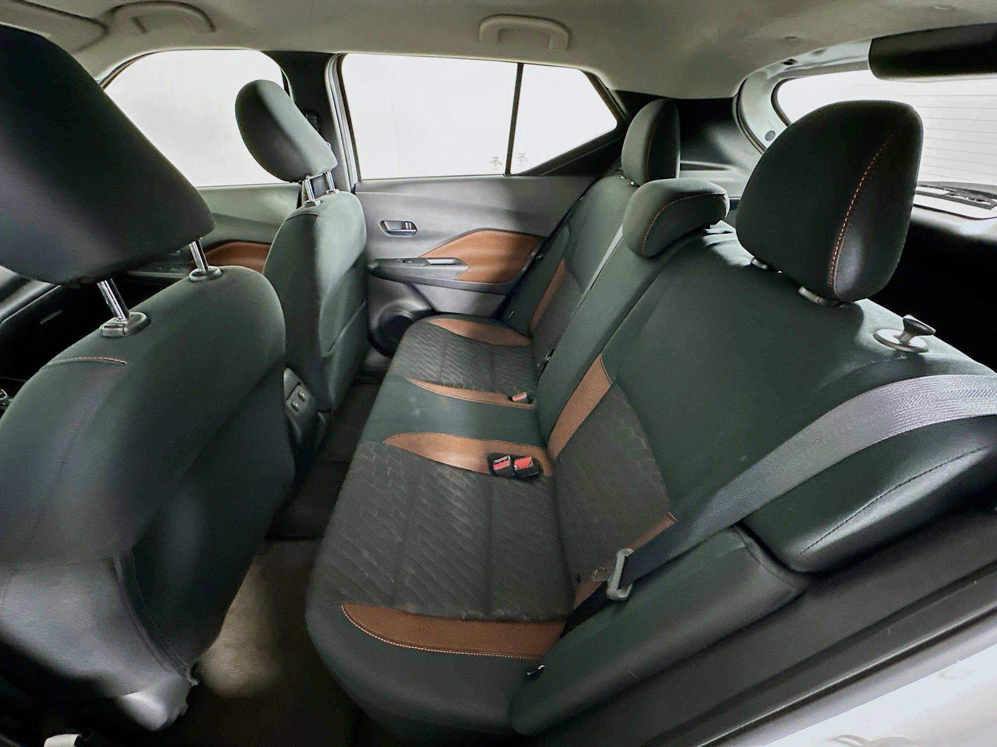 Used 2023 Nissan Kicks SR image 24