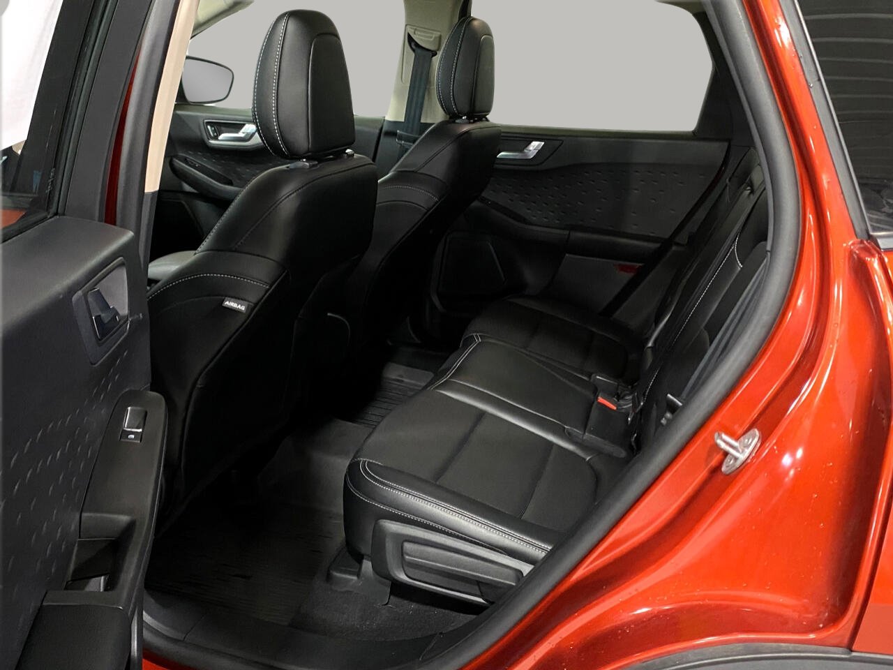 Used 2020 Ford Escape SEL image 8