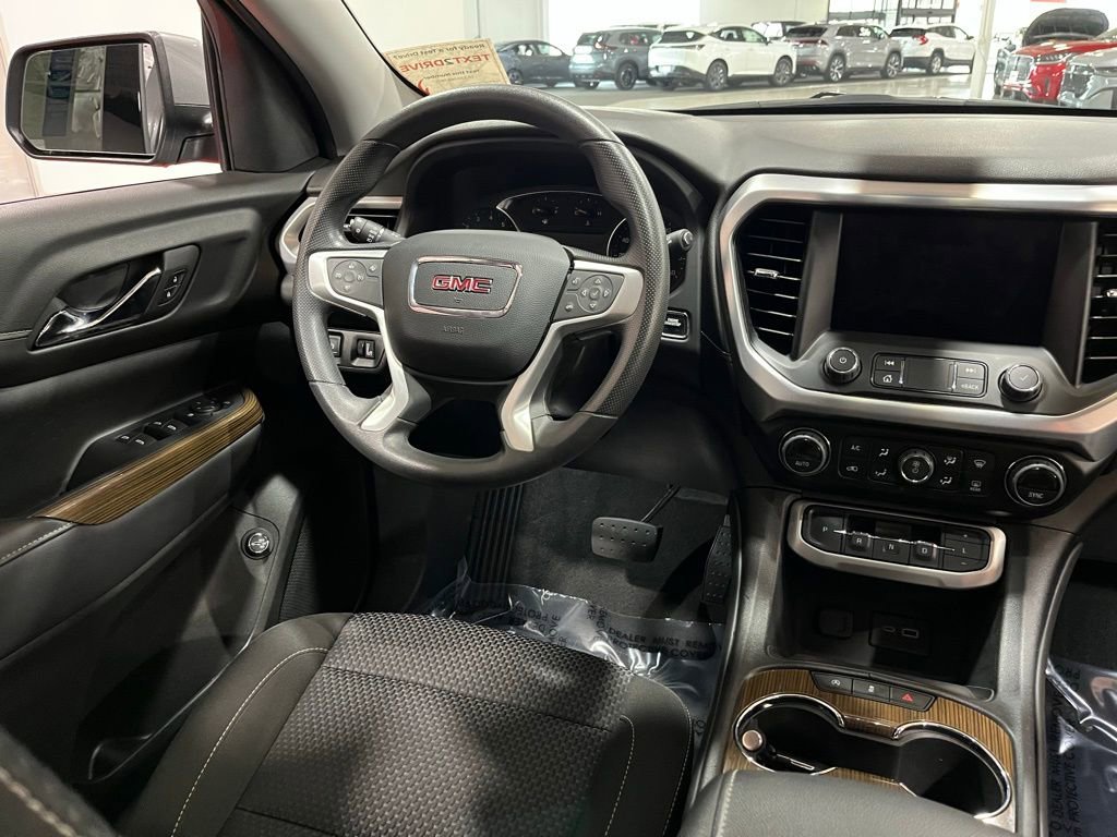 Certified 2023 GMC Acadia SLE w/ Driver Convenience Package image 20