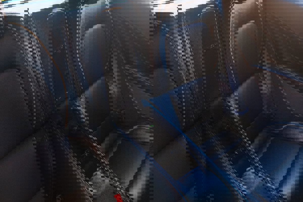 Used 2012 Ferrari FF image 25