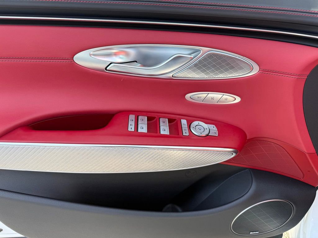 Used 2022 Genesis GV70 2.5T w/ Sport Prestige Package image 23