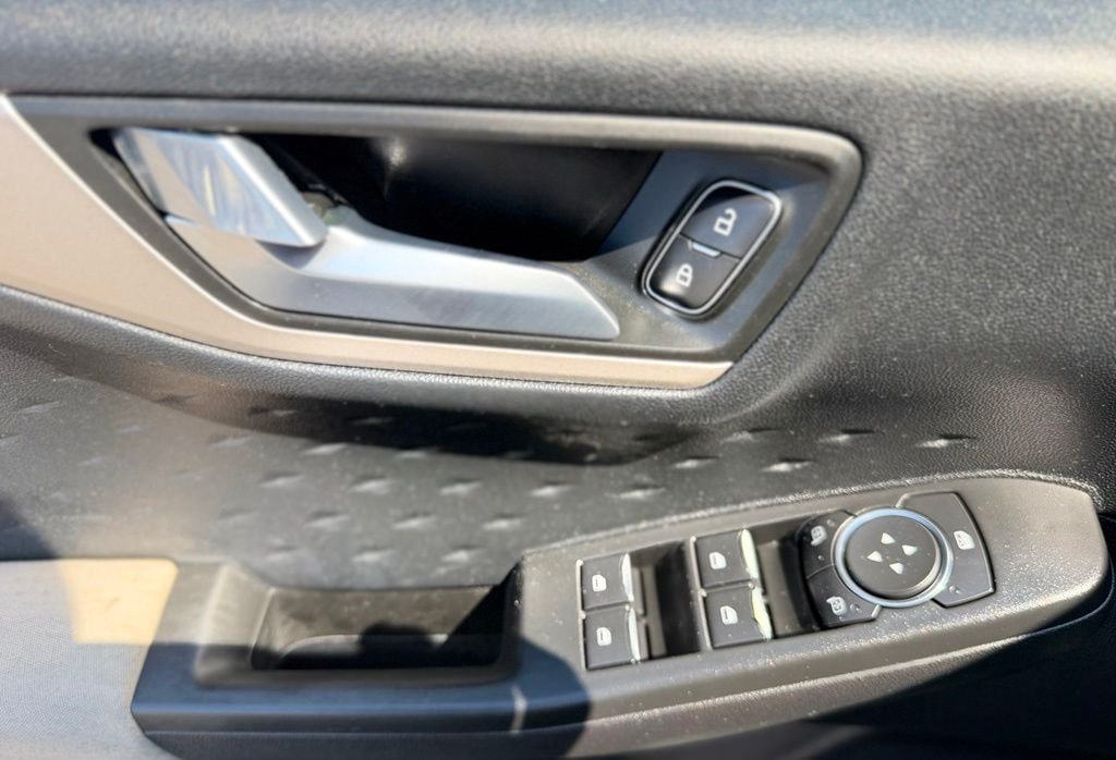Used 2020 Ford Escape SE AWD/4WD image 20