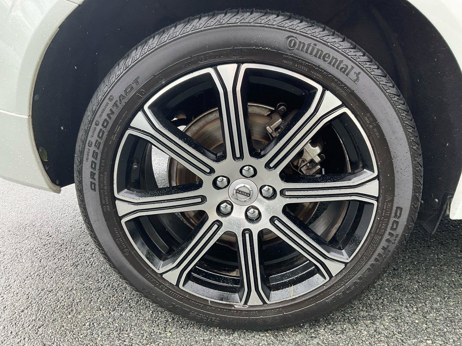Used 2019 Volvo XC60 T6 Inscription AWD/4WD image 16