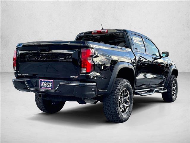 Used 2024 Chevrolet Colorado ZR2 w/ ZR2 Convenience Package III AWD/4WD image 2
