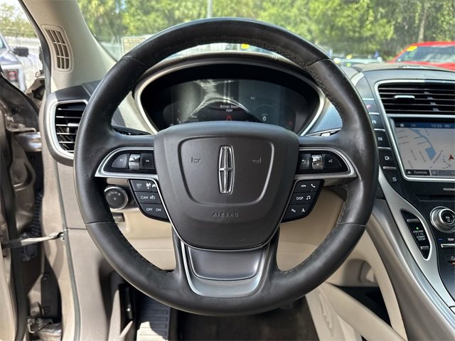 Used 2019 Lincoln Nautilus Select w/ Class II Trailer Tow Package image 38