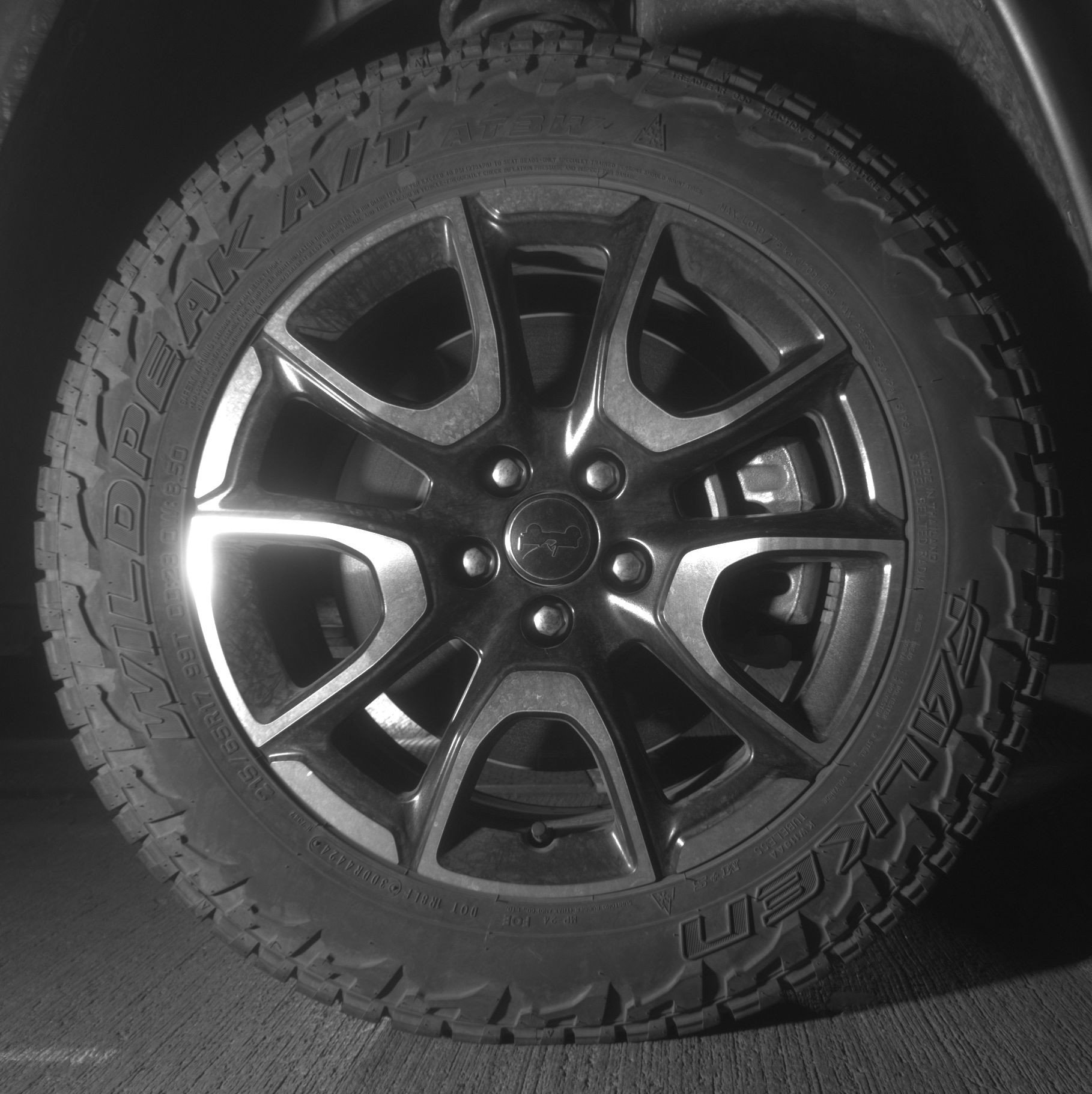 Used 2025 Jeep Compass Trailhawk image 13