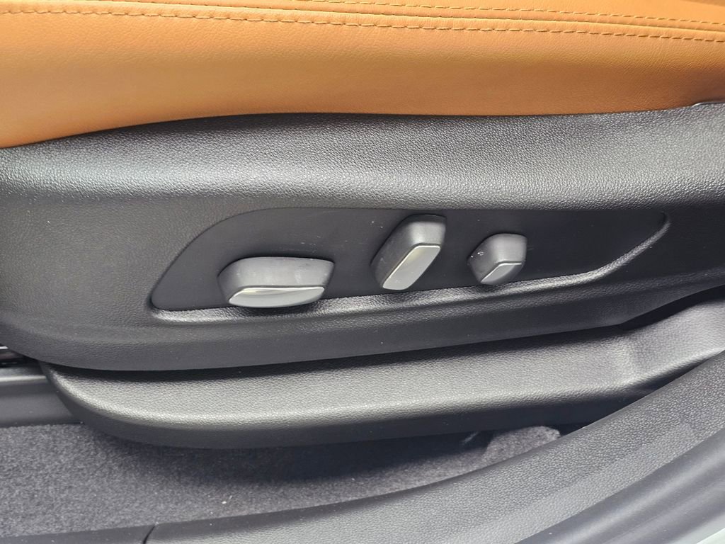 New 2026 Cadillac XT5 Premium Luxury w/ Driver Assist Package image 23