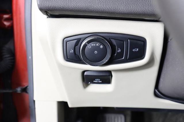 Used 2017 Lincoln MKZ Premiere FWD image 27