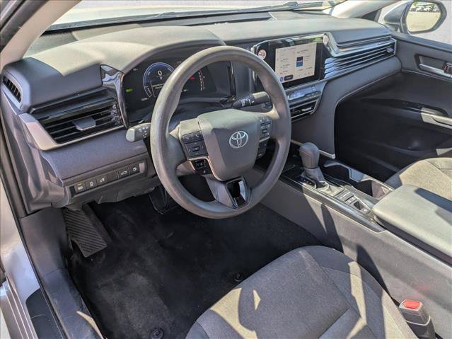 Used 2025 Toyota Camry LE FWD image 9
