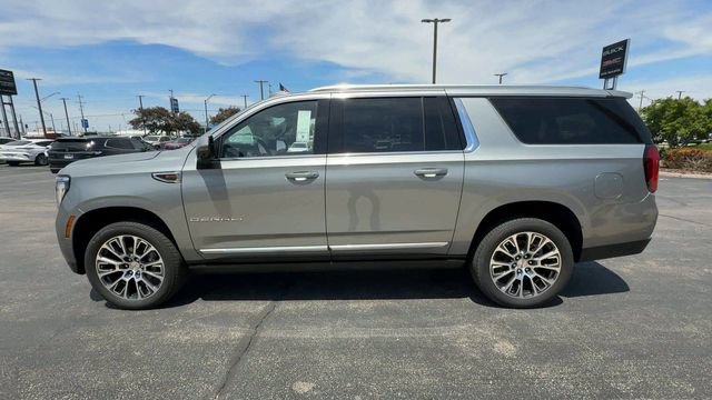 New 2026 GMC Yukon XL Denali w/ Sun & Power Step Package AWD/4WD image 5