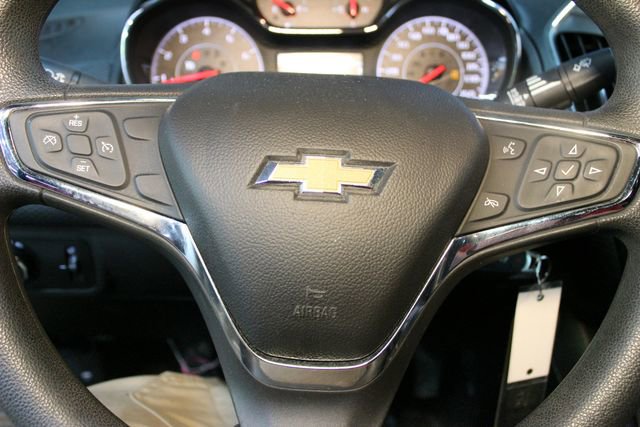 Used 2017 Chevrolet Cruze LT w/ RS Package FWD image 18