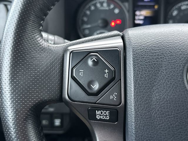 Used 2019 Toyota Tacoma TRD Off-Road image 16