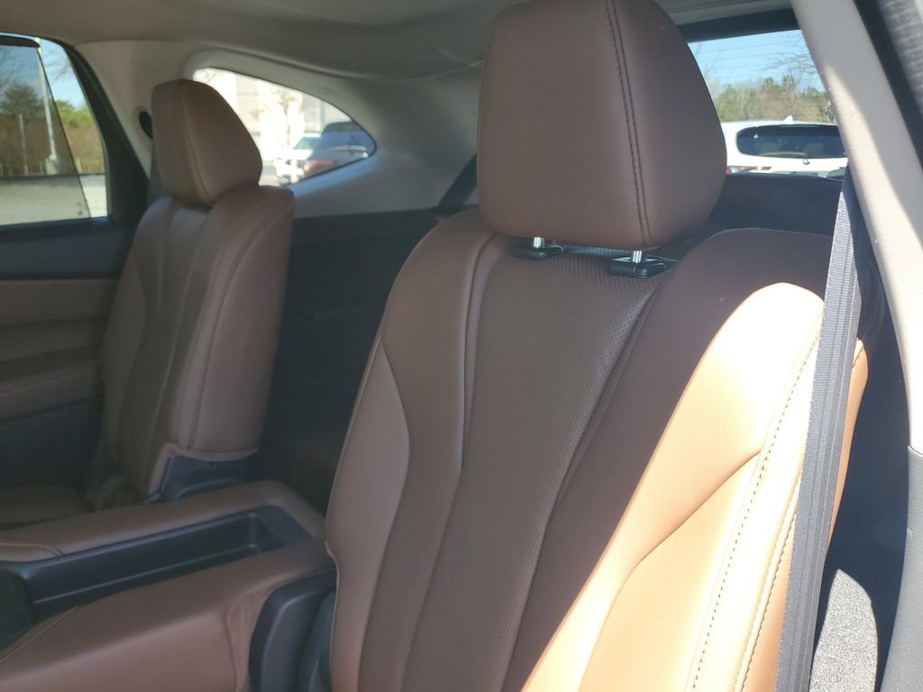 Certified 2023 Acura MDX FWD w/ Technology Package image 14