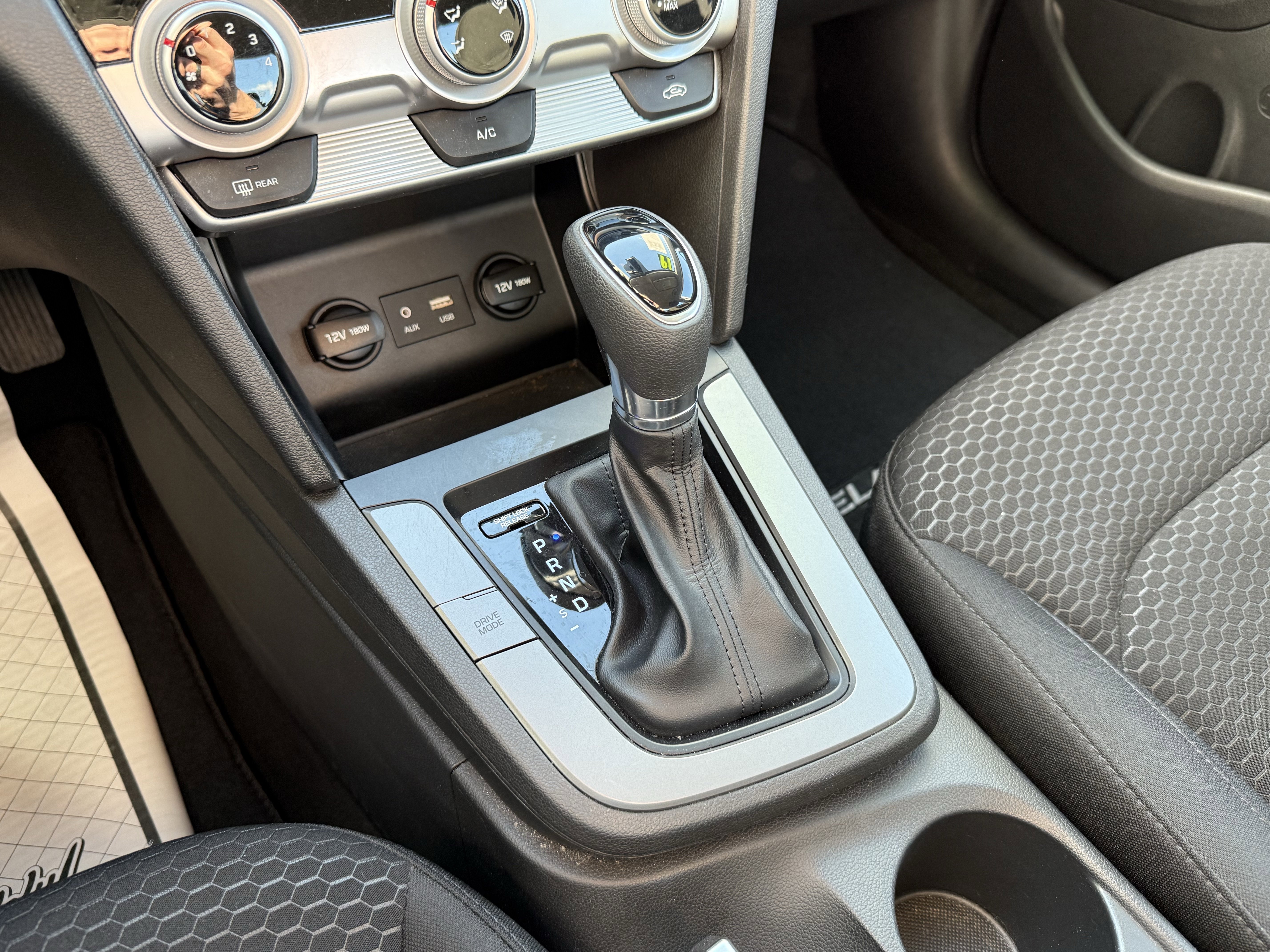 Used 2019 Hyundai Elantra SEL w/ Cargo Package image 19