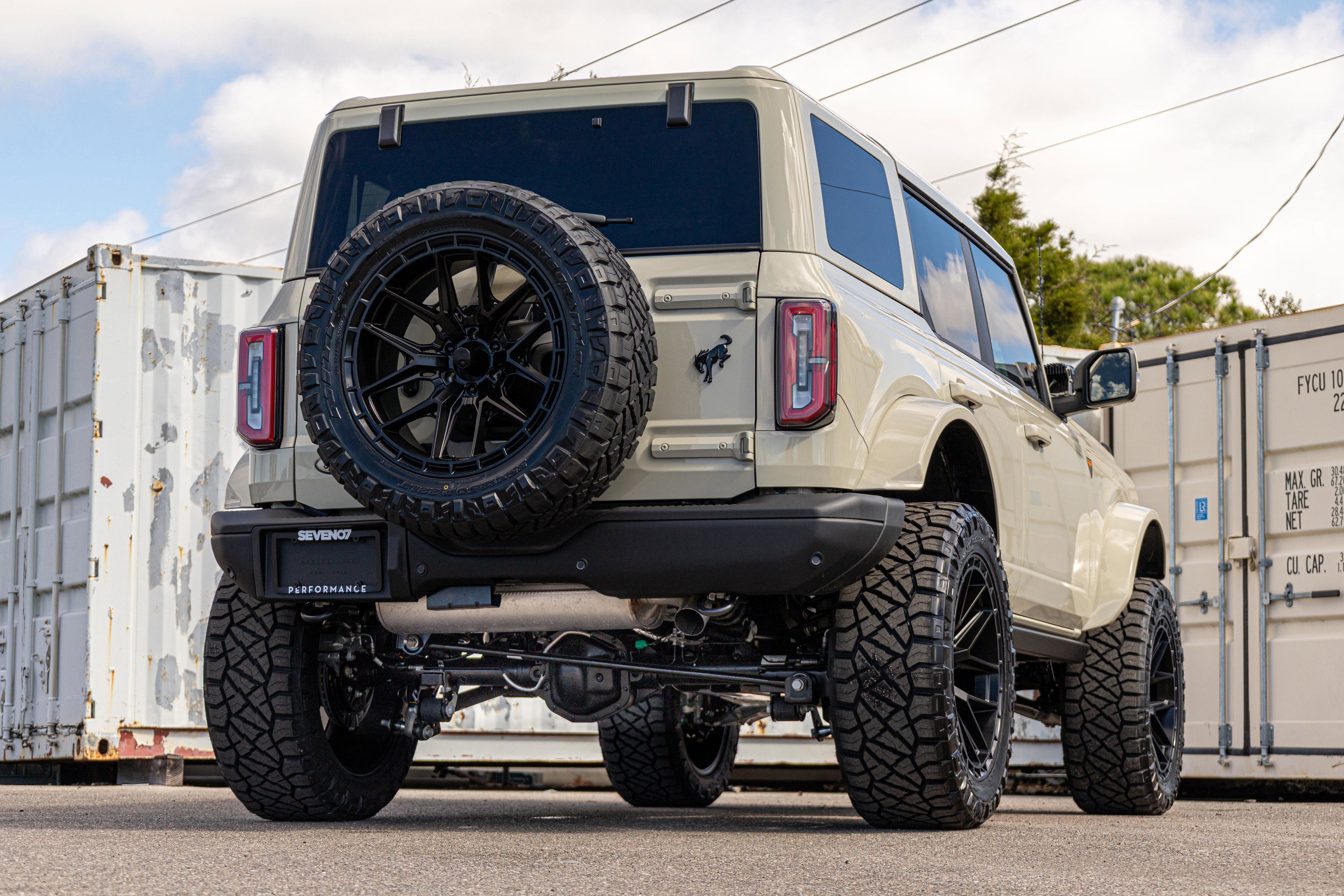 New 2025 Ford Bronco Badlands AWD/4WD image 5