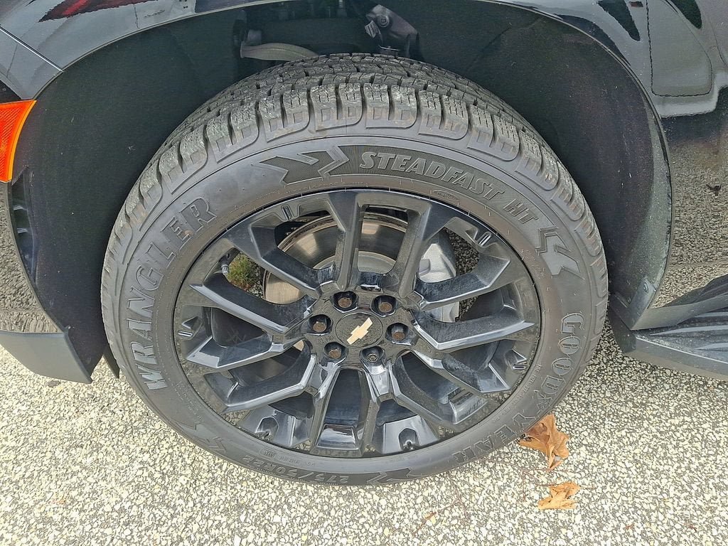 Certified 2023 Chevrolet Tahoe LS AWD/4WD image 5