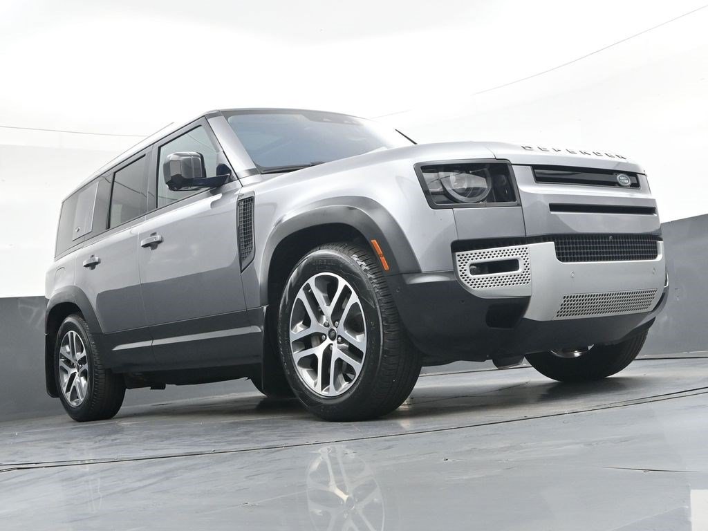 Used 2020 Land Rover Defender 110 SE AWD/4WD image 34