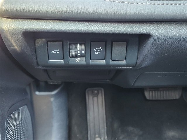 Certified 2022 Subaru Outback Limited image 23